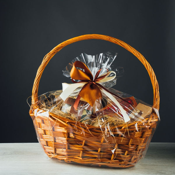 10 Irresistible Christmas Gift Basket Ideas for Every Taste
